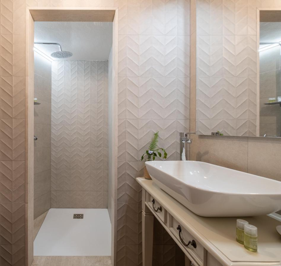 Dimora Sant'Ignazio Guest House 보사 외부 사진