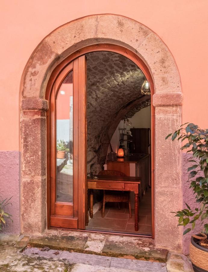 Dimora Sant'Ignazio Guest House 보사 외부 사진